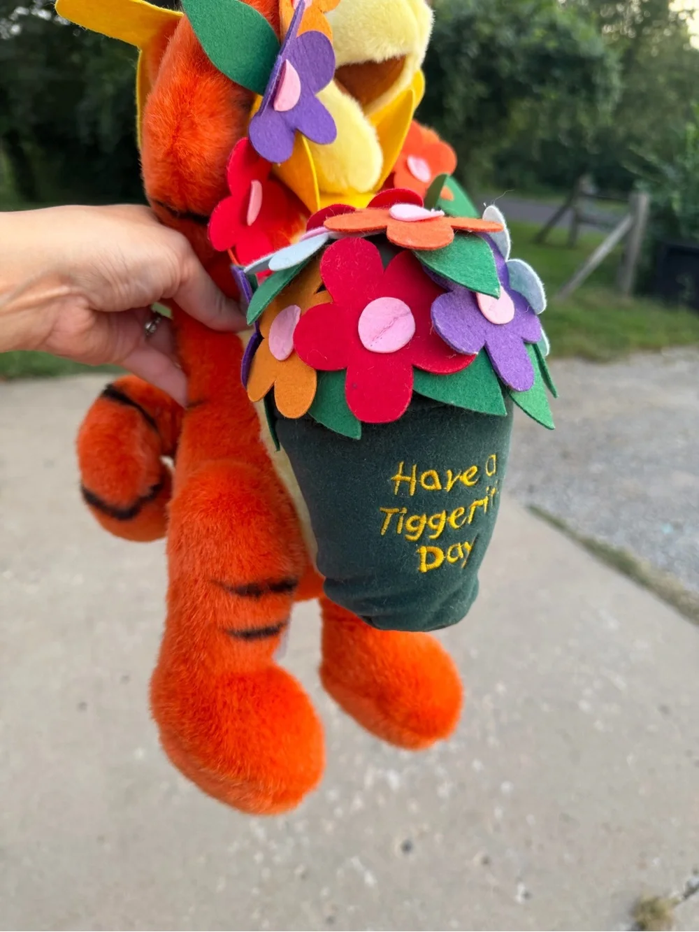 Vintage Disney Plush Orange Tigger Flower Toy - possible legs